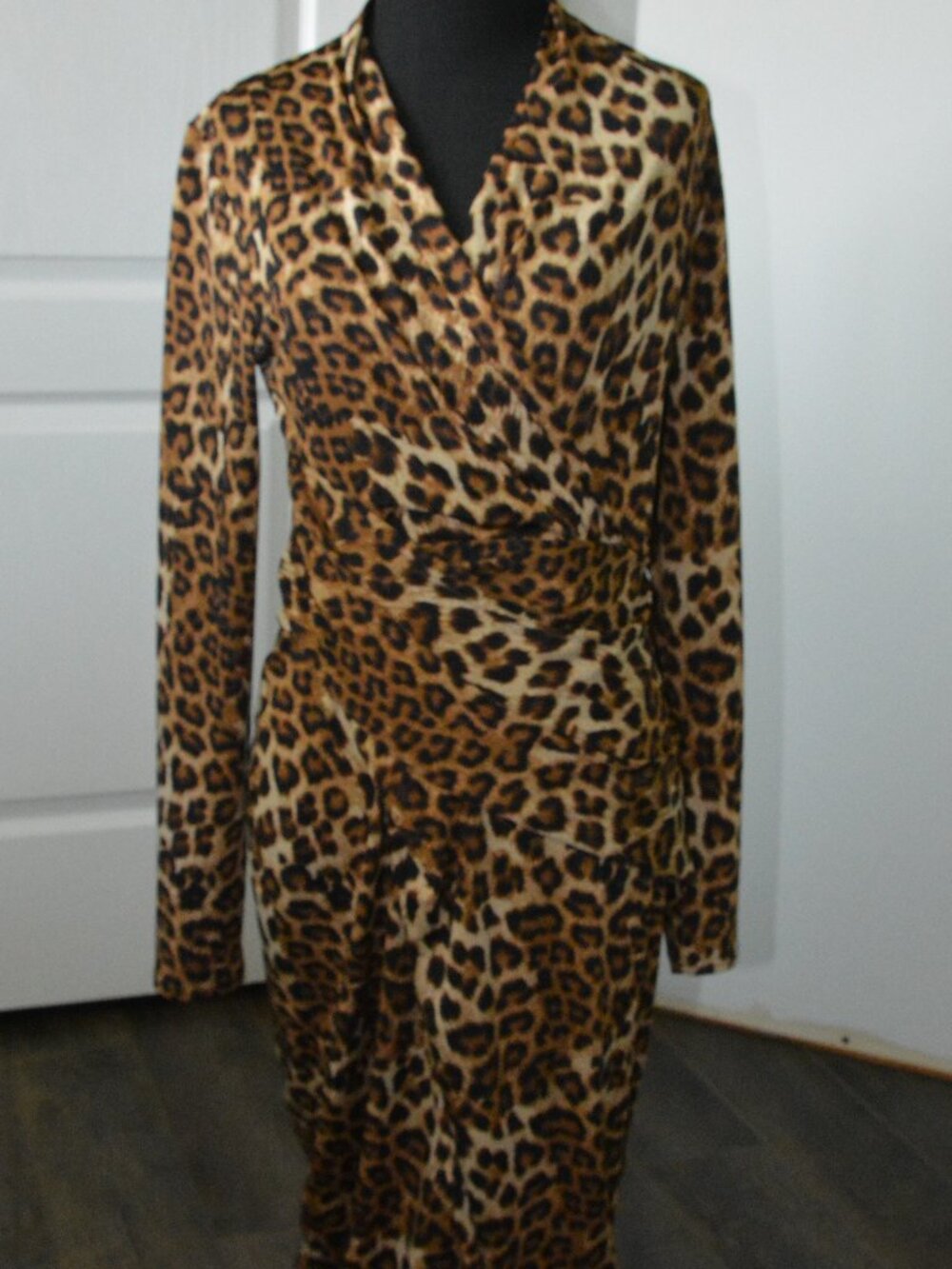 Joseph Ribkoff Leopard Print Jersey Faux Wrap dress Long Sleeve size 8